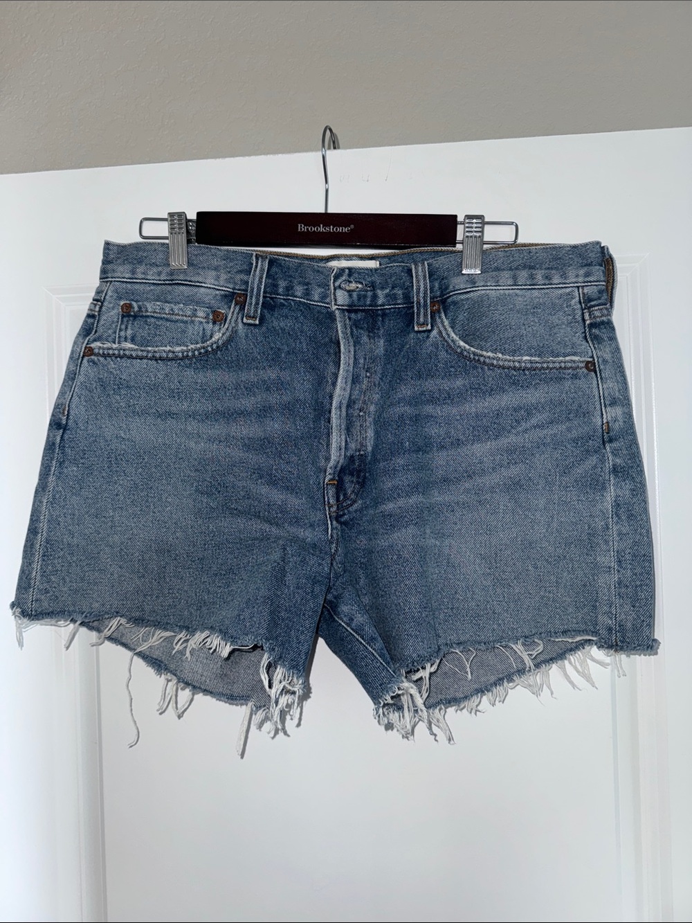 Agolde Distressed Frayed Hem Denim Shorts - Blue